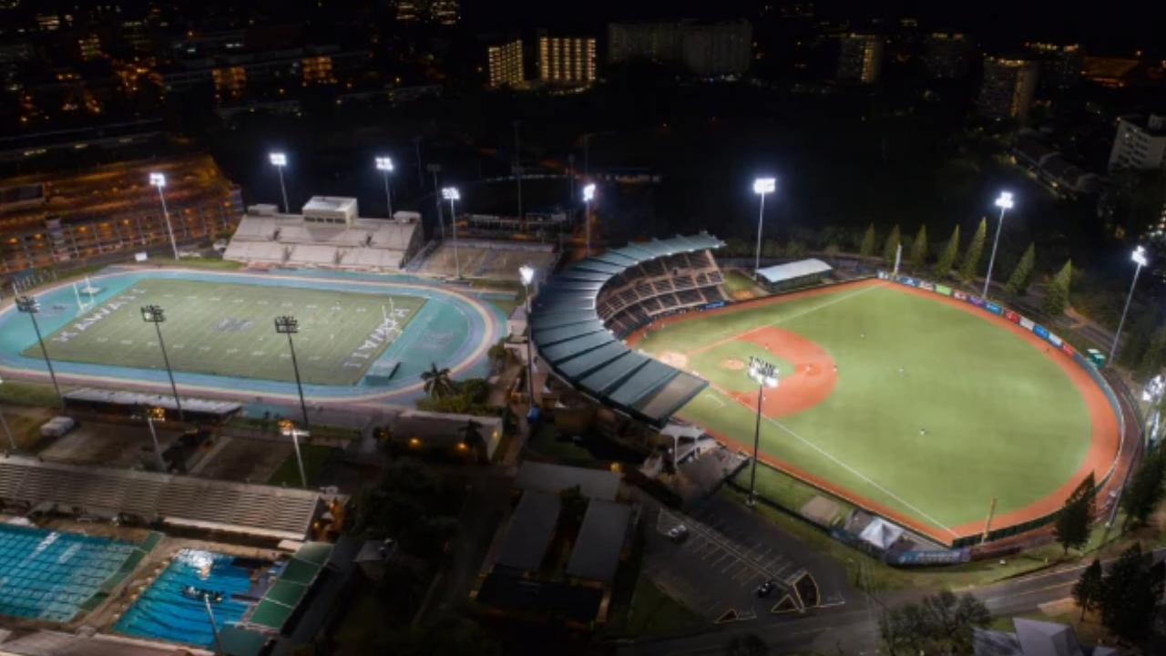 What Factors Should Be Considered When Choosing LED Sport Lights?